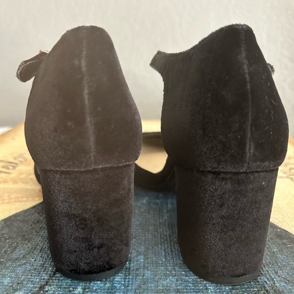 Circus Sam Edelman black suede like heels size 6.5 - Picture 2 of 5